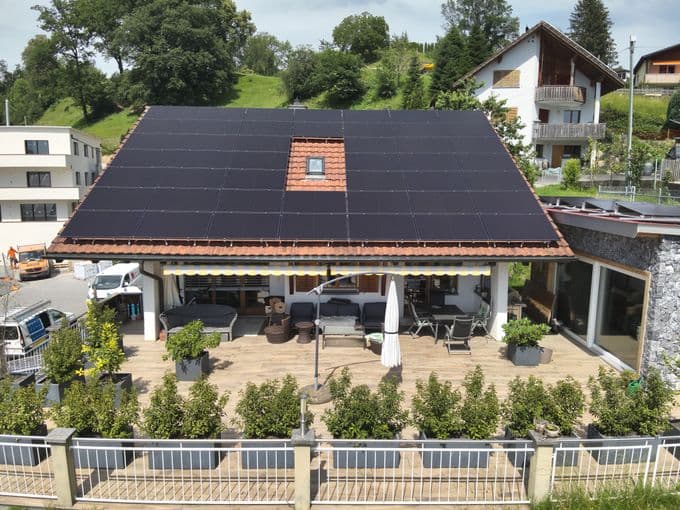 Solaranlage der Hasler Solar AG